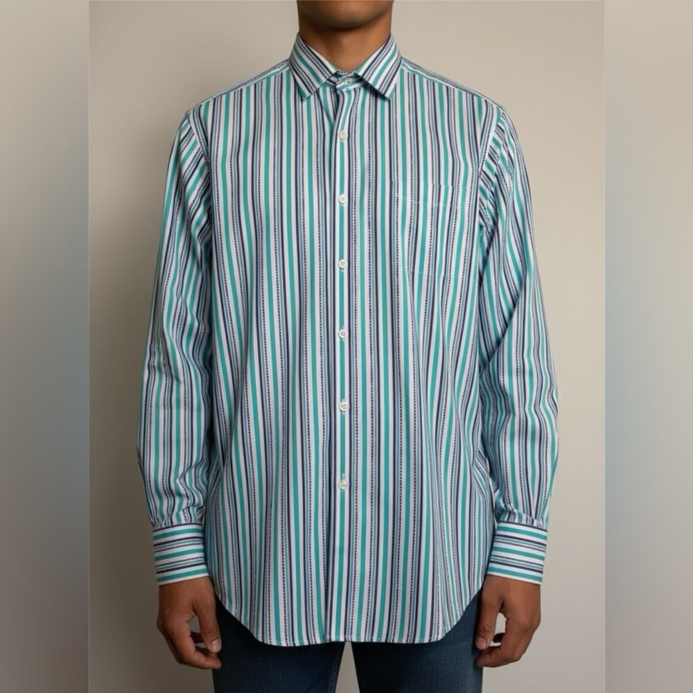 Robert Graham 2XL Striped dress Shirt Ptp 28” length 32”